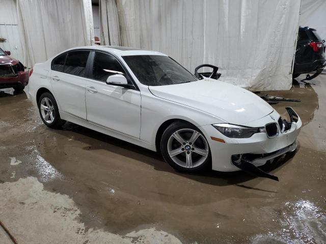 Photo 3 VIN: WBA3C3G57ENS67036 - BMW 3 SERIES 