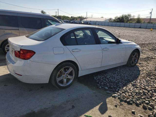 Photo 2 VIN: WBA3C3G58ENS71550 - BMW 320 I XDRI 