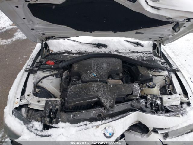 Photo 9 VIN: WBA3C3G58FNT51612 - BMW 320I 