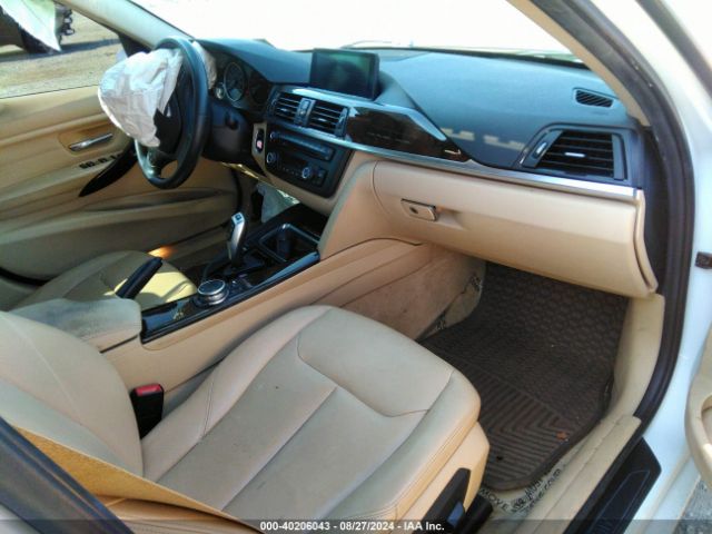 Photo 4 VIN: WBA3C3G59FNS75351 - BMW 320I 