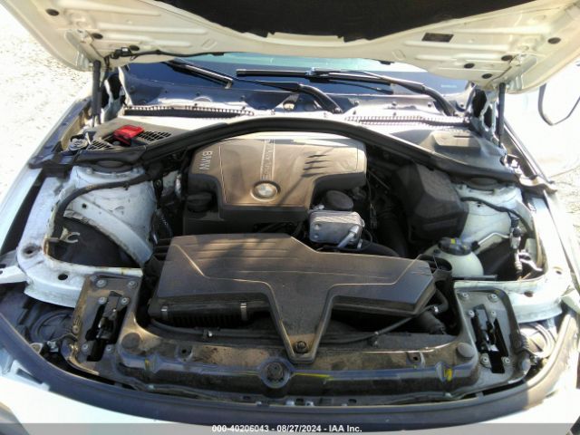 Photo 9 VIN: WBA3C3G59FNS75351 - BMW 320I 