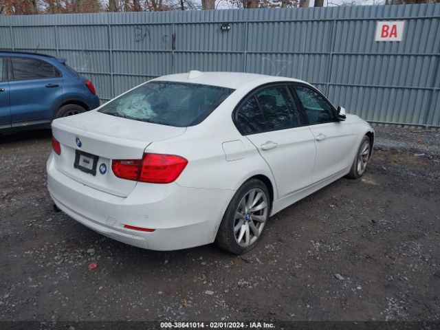 Photo 3 VIN: WBA3C3G59FNT51599 - BMW 320I 