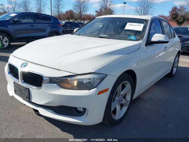 Photo 1 VIN: WBA3C3G5XENR25688 - BMW 320 