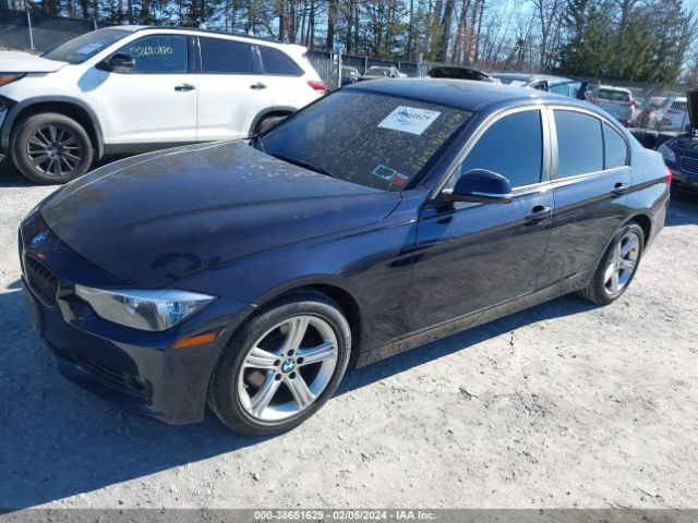 Photo 1 VIN: WBA3C3G5XENR25769 - BMW 320I 