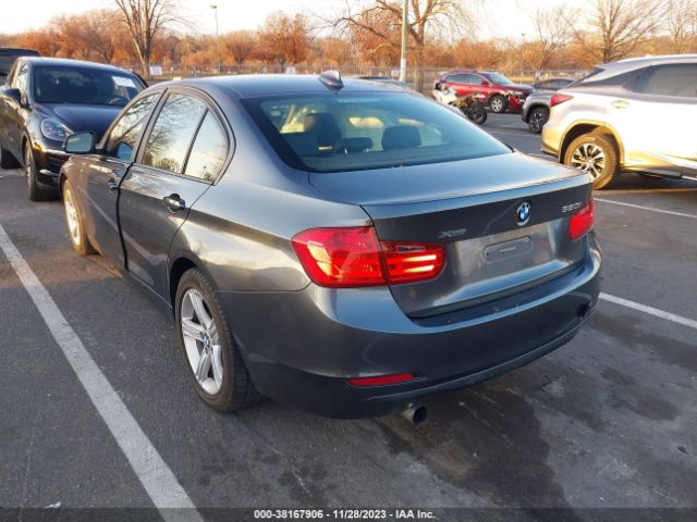 Photo 2 VIN: WBA3C3G5XENS71940 - BMW 320I 