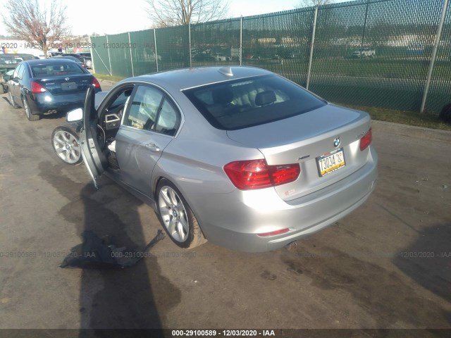 Photo 2 VIN: WBA3C3G5XFNS73723 - BMW 3 