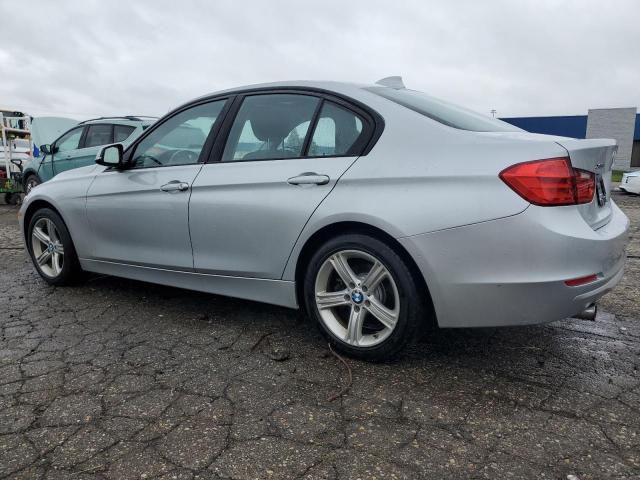 Photo 1 VIN: WBA3C3G5XFNS76752 - BMW 320 I XDRI 