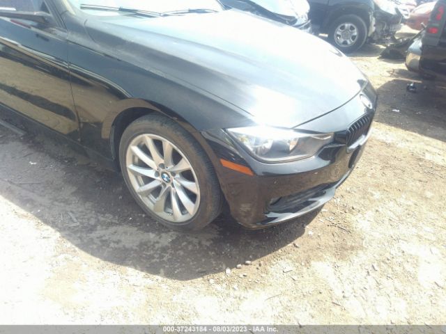 Photo 5 VIN: WBA3C3G5XFNT53037 - BMW 3 SERIES 