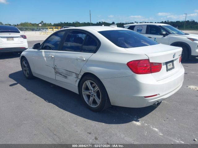 Photo 2 VIN: WBA3D3C50EK155375 - BMW 328D 