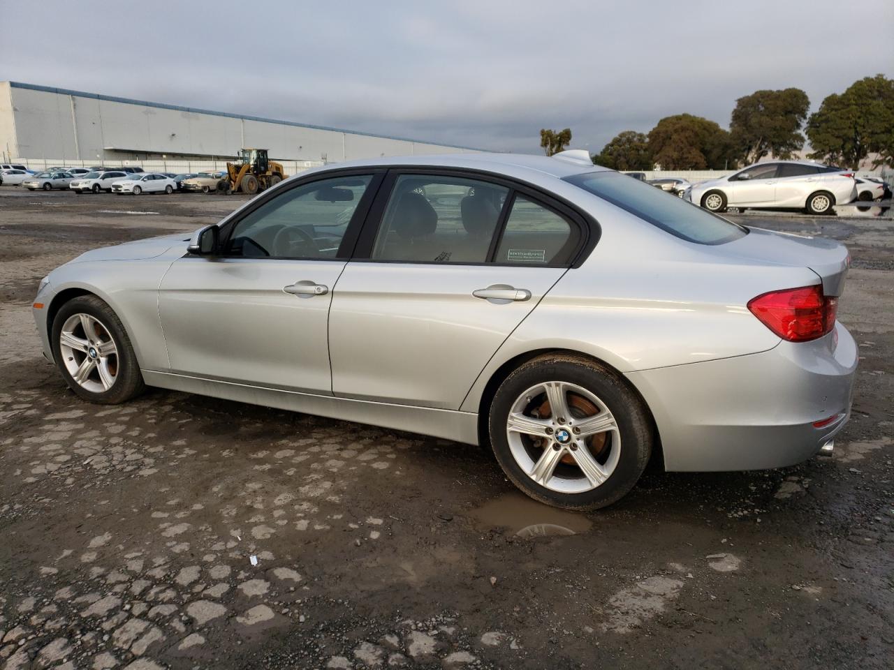 Photo 2 VIN: WBA3D3C53EK153877 - BMW 3ER 