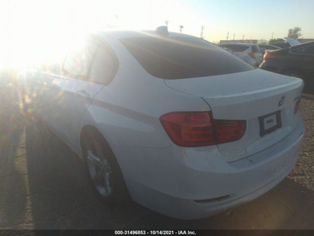 Photo 2 VIN: WBA3D3C53EK156066 - BMW 3 