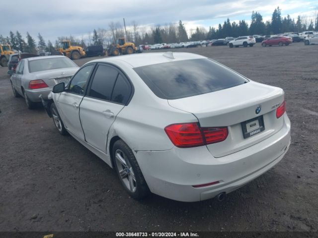 Photo 2 VIN: WBA3D3C54FK158443 - BMW 328D 