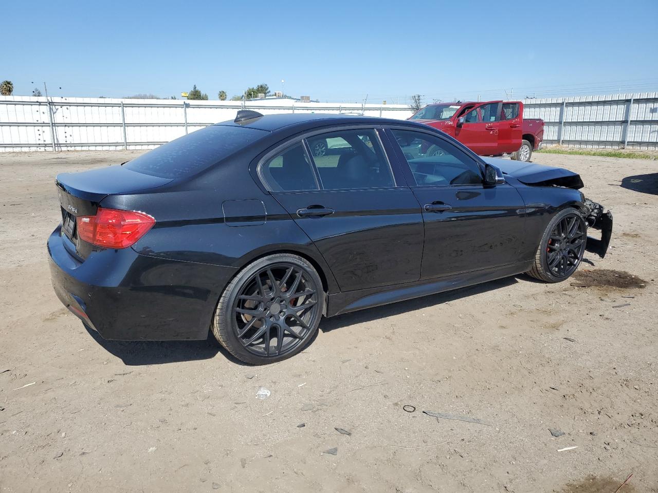 Photo 2 VIN: WBA3D3C55EK155341 - BMW 328D 