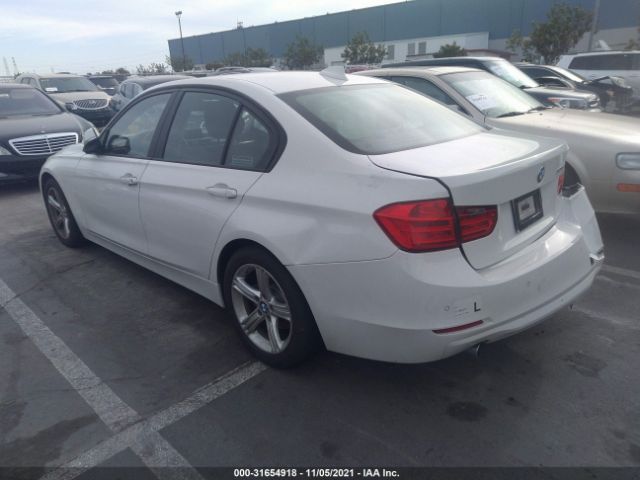 Photo 2 VIN: WBA3D3C59EK156069 - BMW 3 