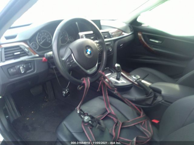 Photo 4 VIN: WBA3D3C59EK156069 - BMW 3 