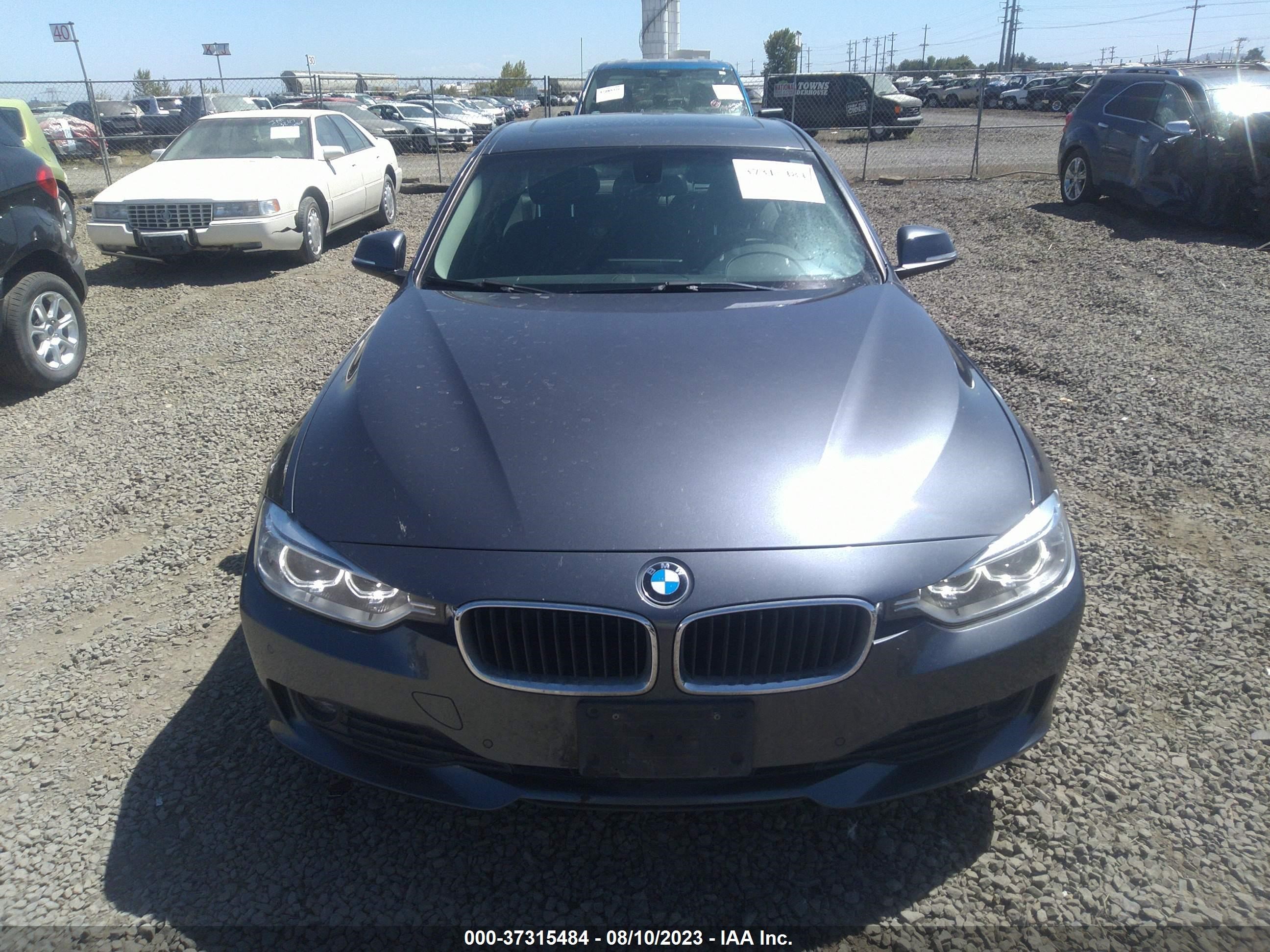 Photo 12 VIN: WBA3D5C58EKX96141 - BMW 3ER 