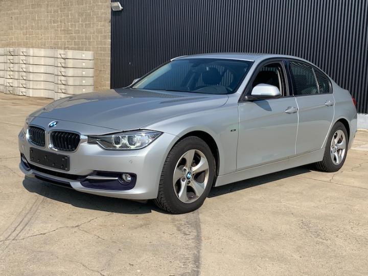 Photo 2 VIN: WBA3E11020F560633 - BMW 3 SERIES SALOON 