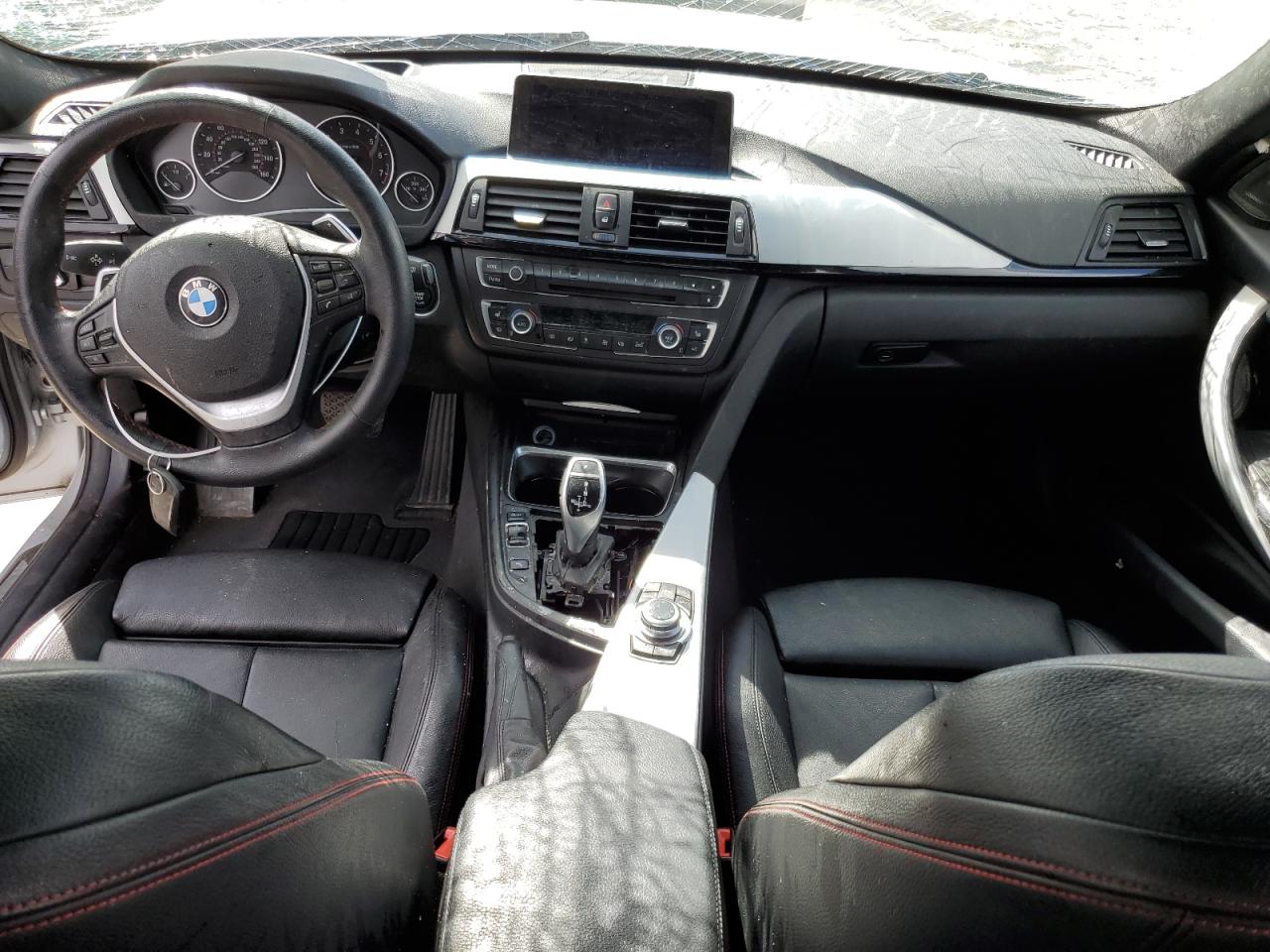 Photo 7 VIN: WBA3F9C58DF145147 - BMW 1ER 