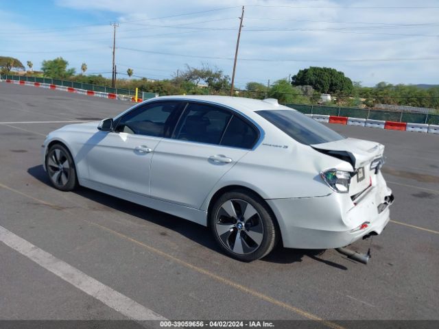 Photo 2 VIN: WBA3F9C58DF484040 - BMW ACTIVEHYBRID 3 