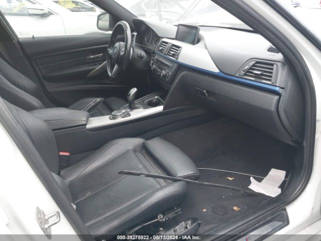 Photo 4 VIN: WBA3G7C53FK297896 - BMW 328I 