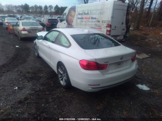 Photo 2 VIN: WBA3N5C57FK197682 - BMW 4 