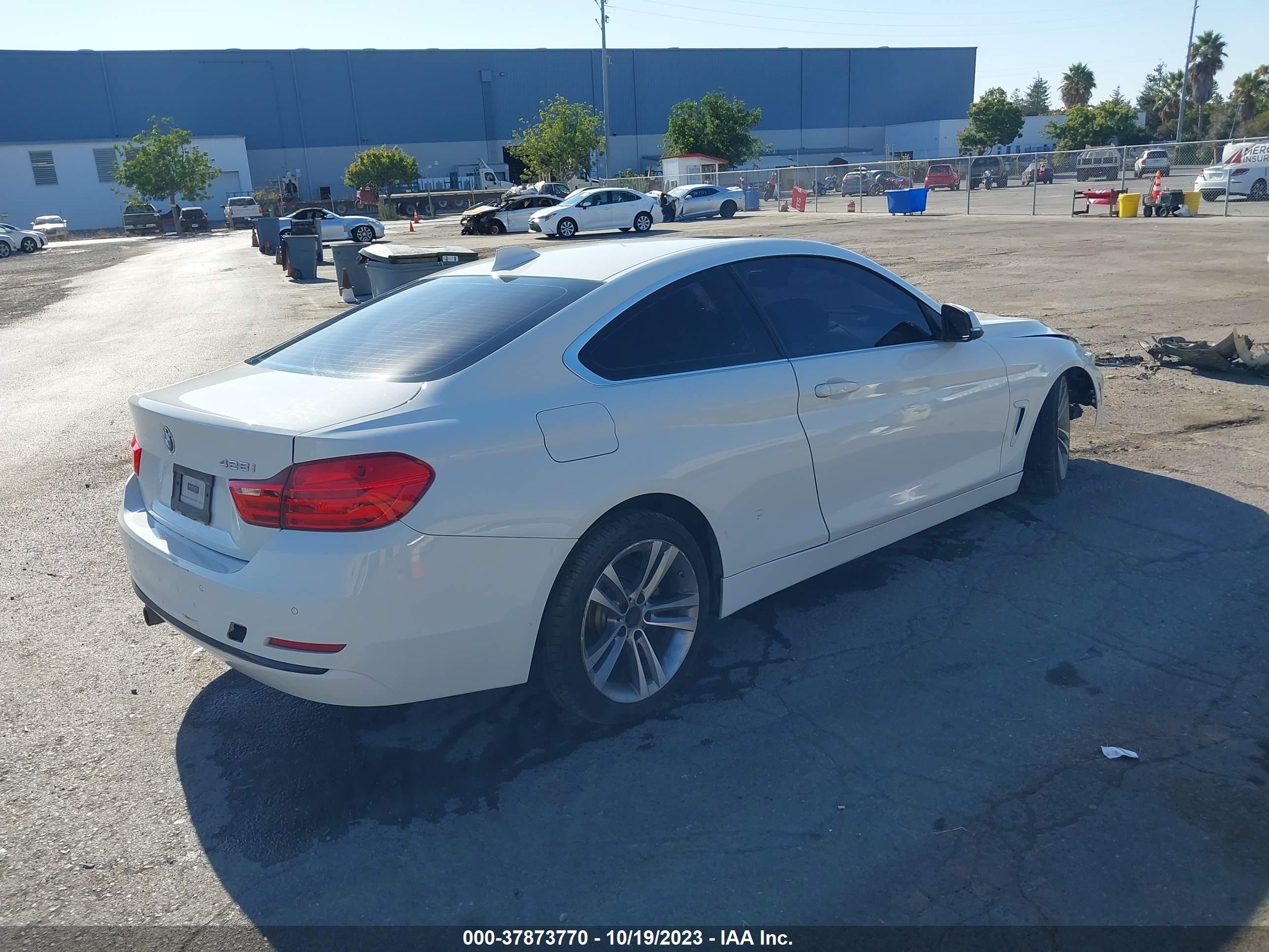 Photo 3 VIN: WBA3N7C50GK228333 - BMW 4ER 