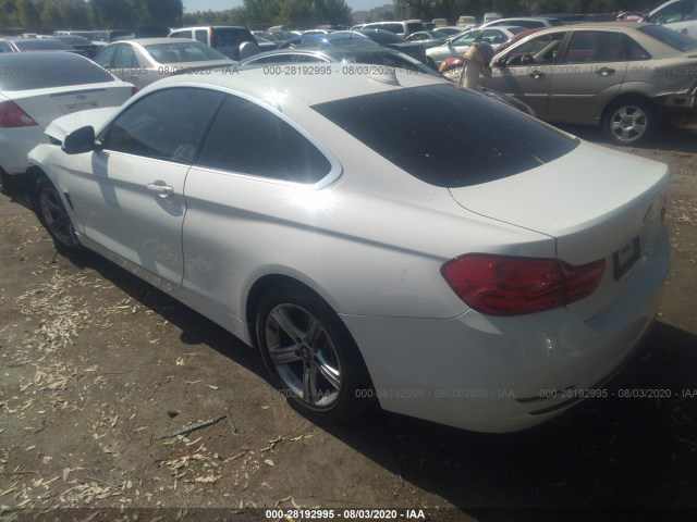 Photo 2 VIN: WBA3N7C52GK227135 - BMW 4 