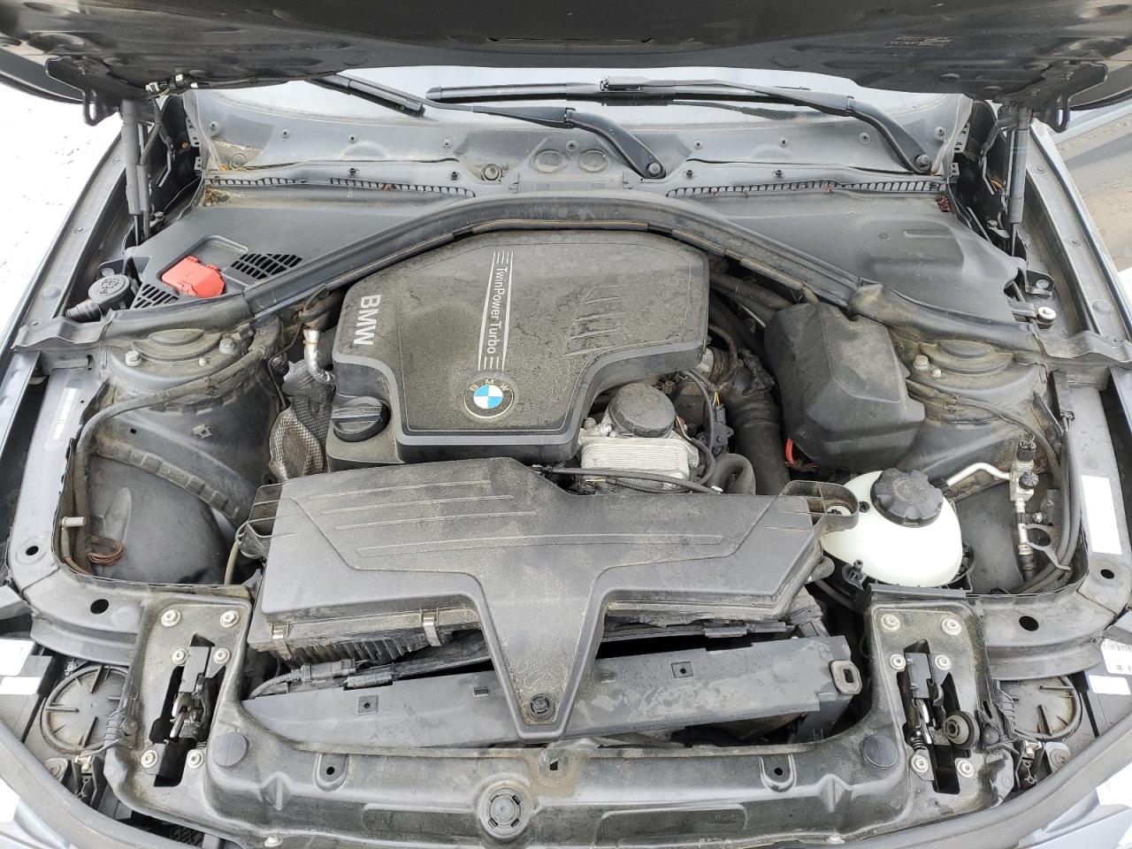 Photo 10 VIN: WBA3N7C54EF719915 - BMW 4ER 