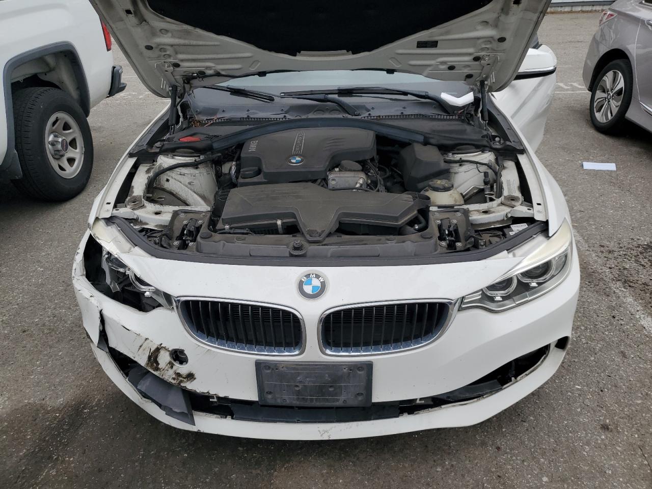 Photo 10 VIN: WBA3N7C58FK222634 - BMW 4ER 