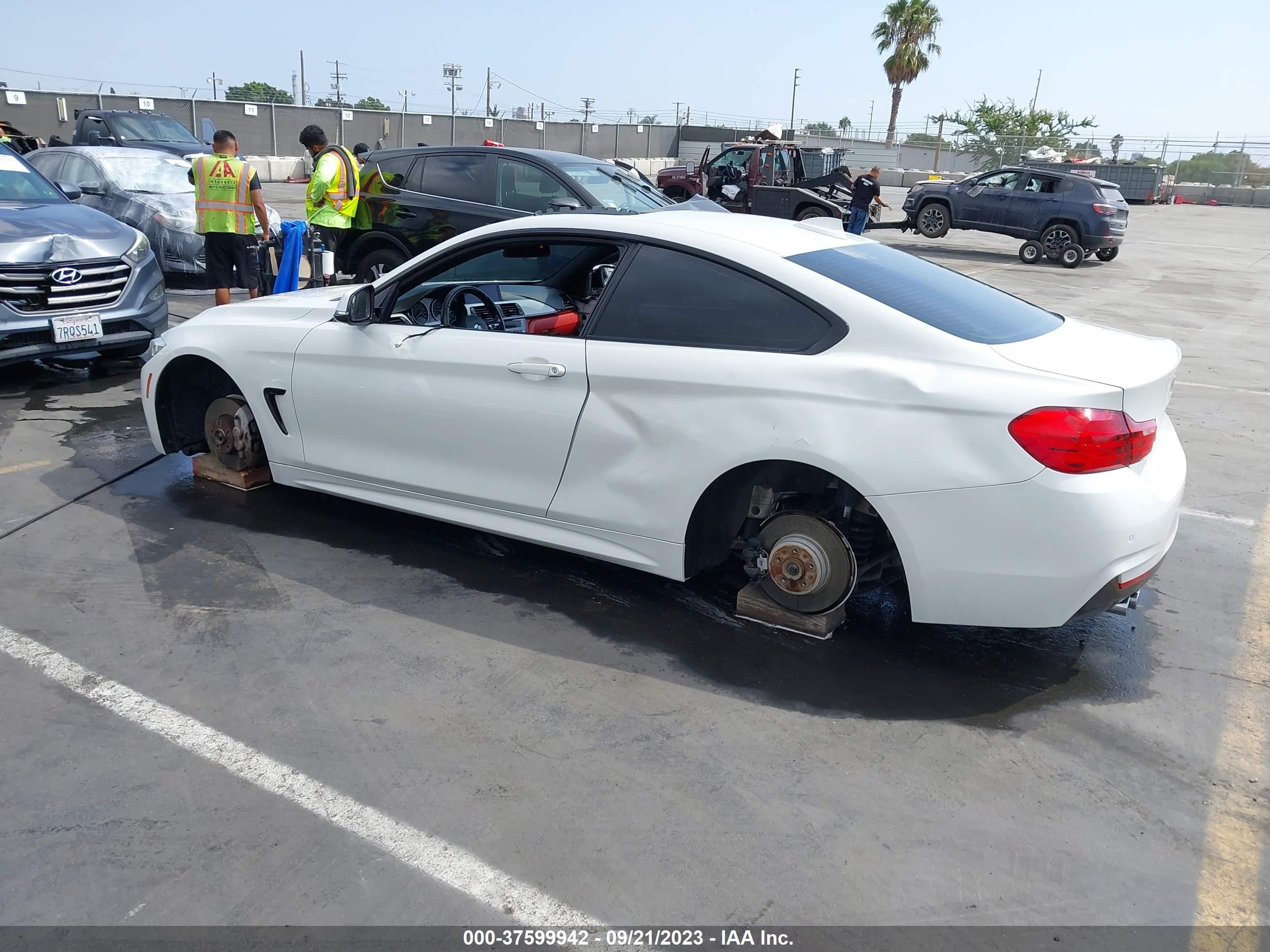 Photo 2 VIN: WBA3N7C58GK226961 - BMW 4ER 