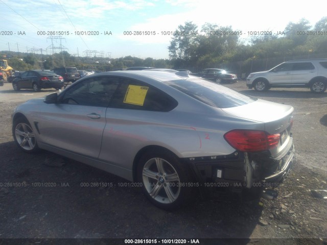 Photo 2 VIN: WBA3N9C51FK247340 - BMW 4 