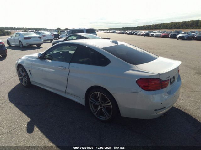 Photo 2 VIN: WBA3N9C56FK247155 - BMW 4 