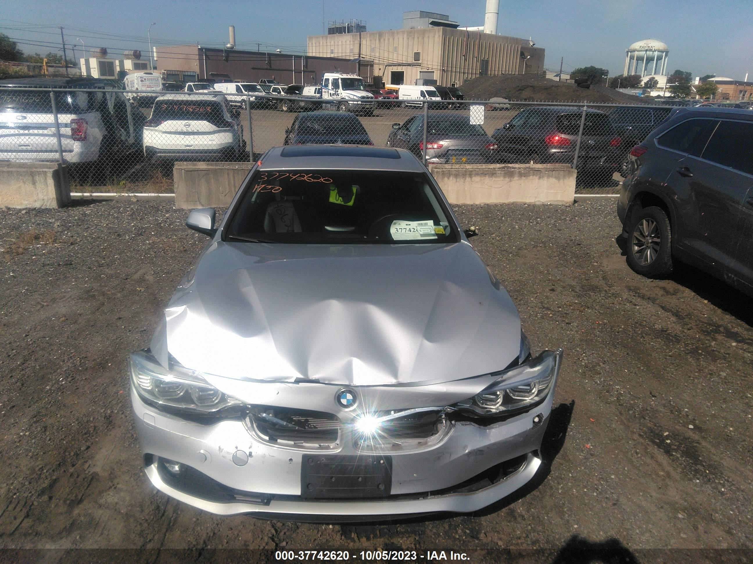 Photo 11 VIN: WBA3N9C57FK246662 - BMW 4ER 