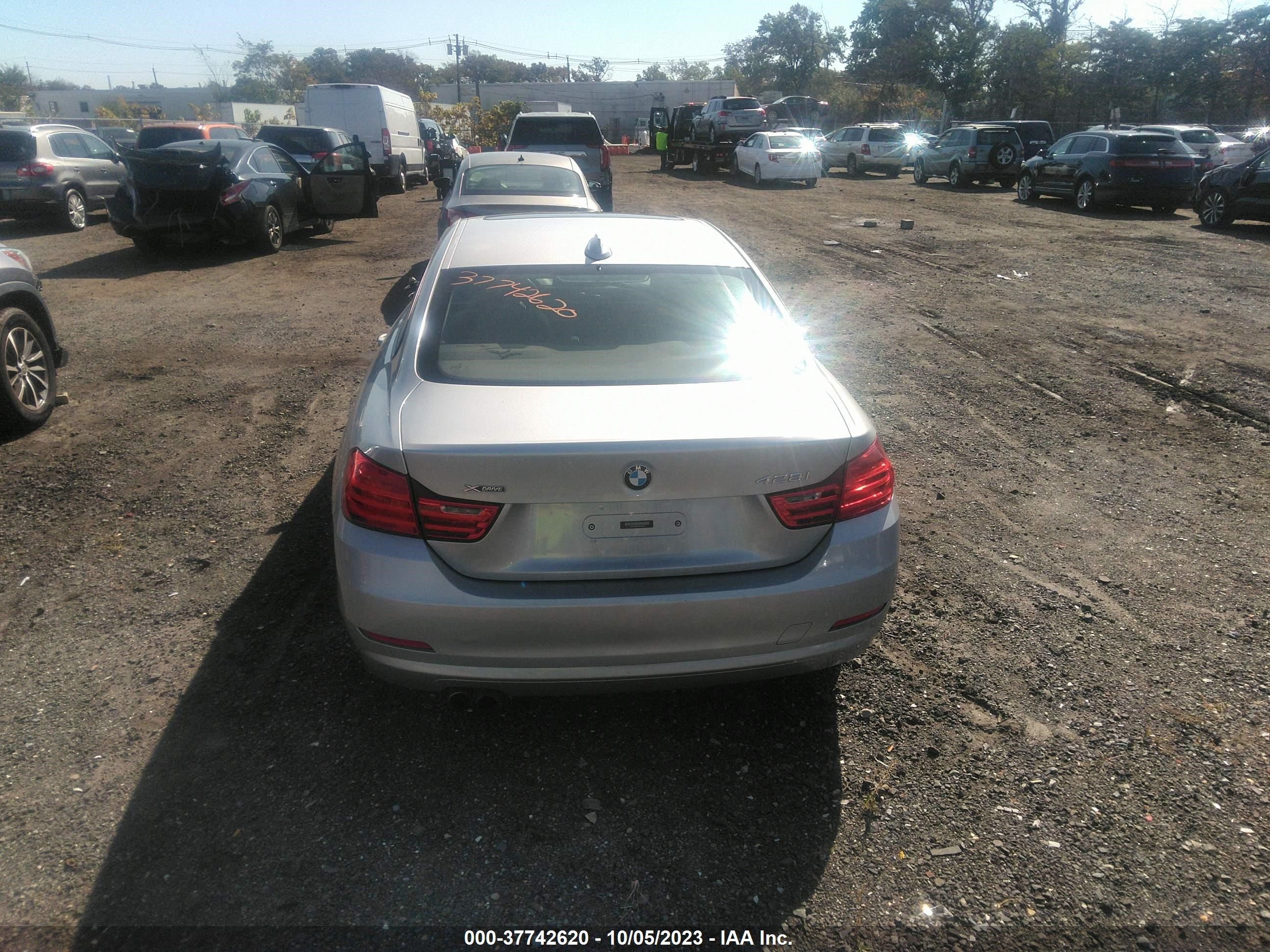 Photo 15 VIN: WBA3N9C57FK246662 - BMW 4ER 