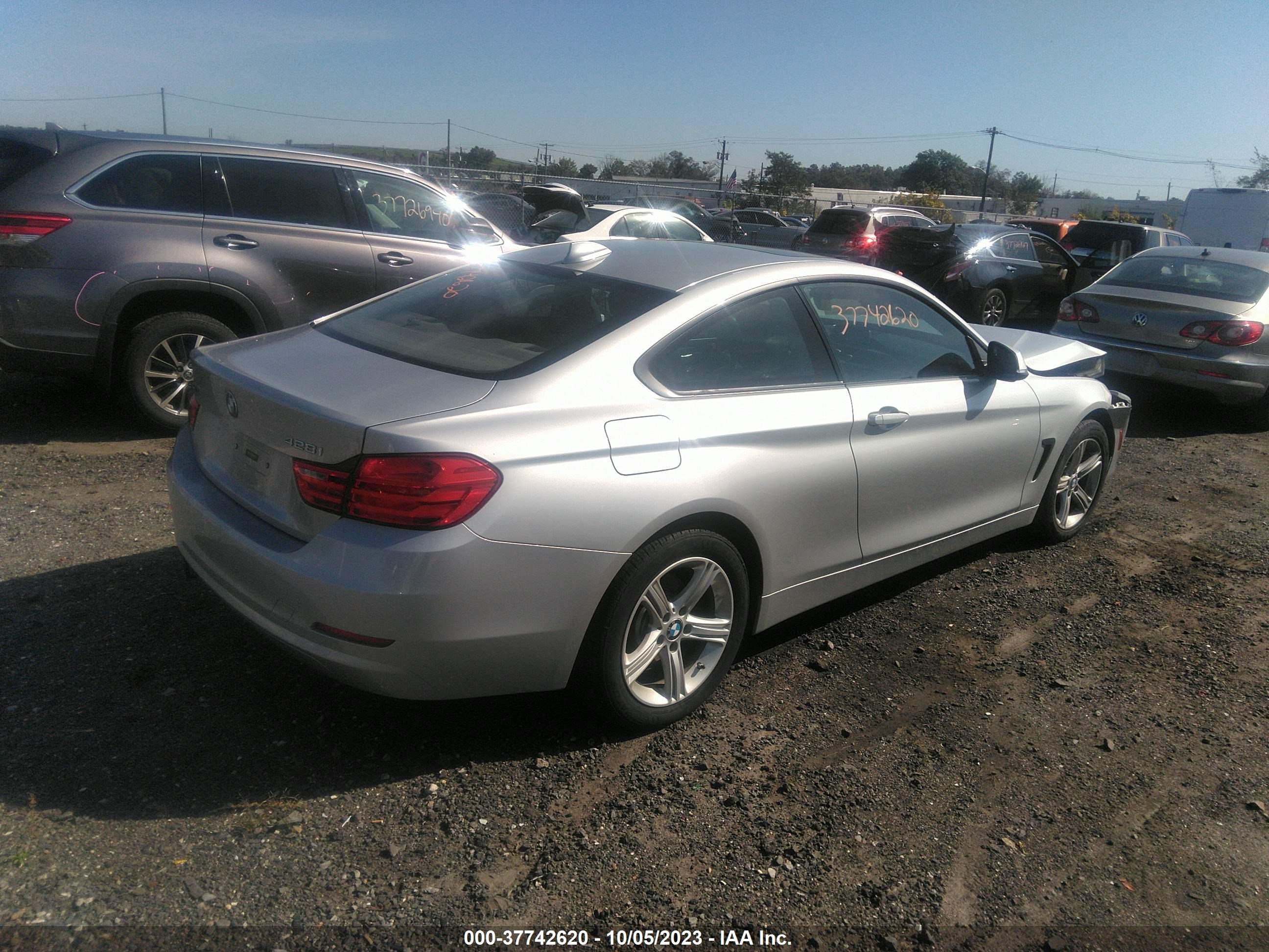 Photo 3 VIN: WBA3N9C57FK246662 - BMW 4ER 