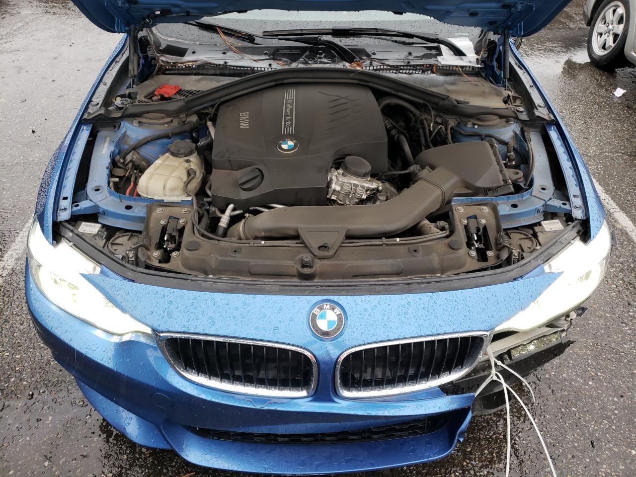 Photo 10 VIN: WBA3R1C54EF774009 - BMW 4ER 