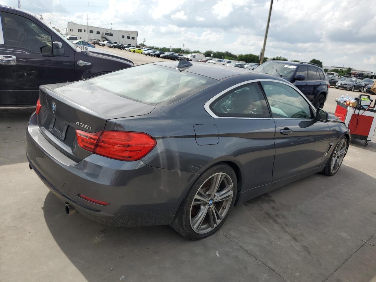 Photo 2 VIN: WBA3R1C55FK193143 - BMW 4ER 