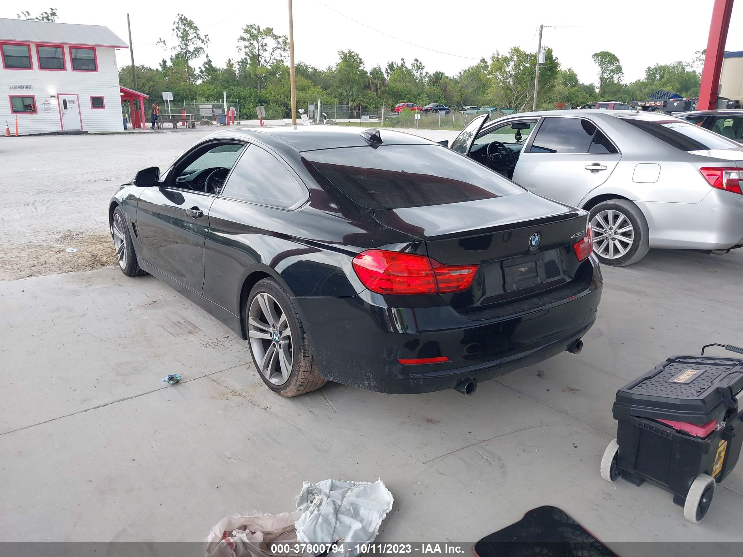 Photo 2 VIN: WBA3R1C56EF729122 - BMW 4ER 