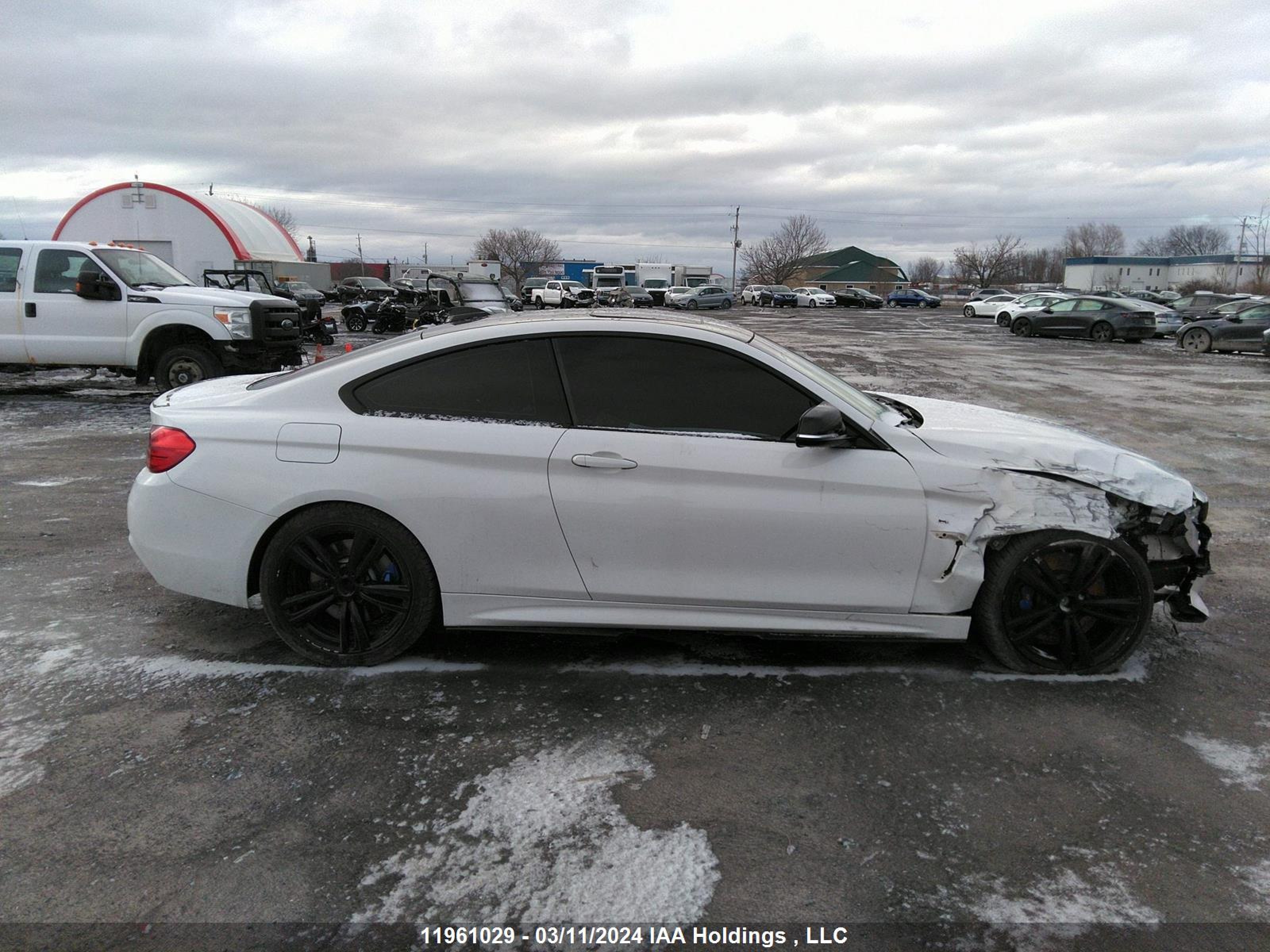 Photo 11 VIN: WBA3R5C55EF730253 - BMW 4ER 