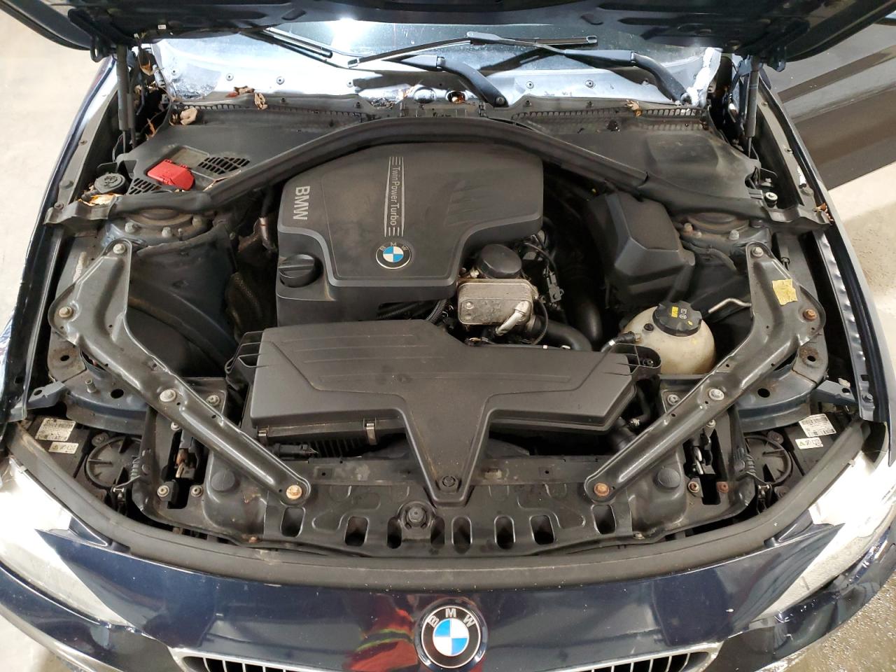 Photo 10 VIN: WBA3T1C52FP820644 - BMW 4ER 