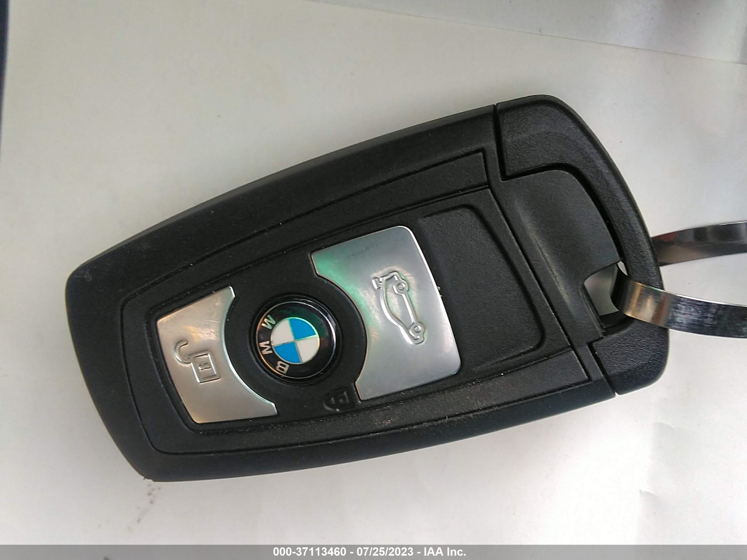 Photo 10 VIN: WBA3V9C51FP946941 - BMW 4ER 