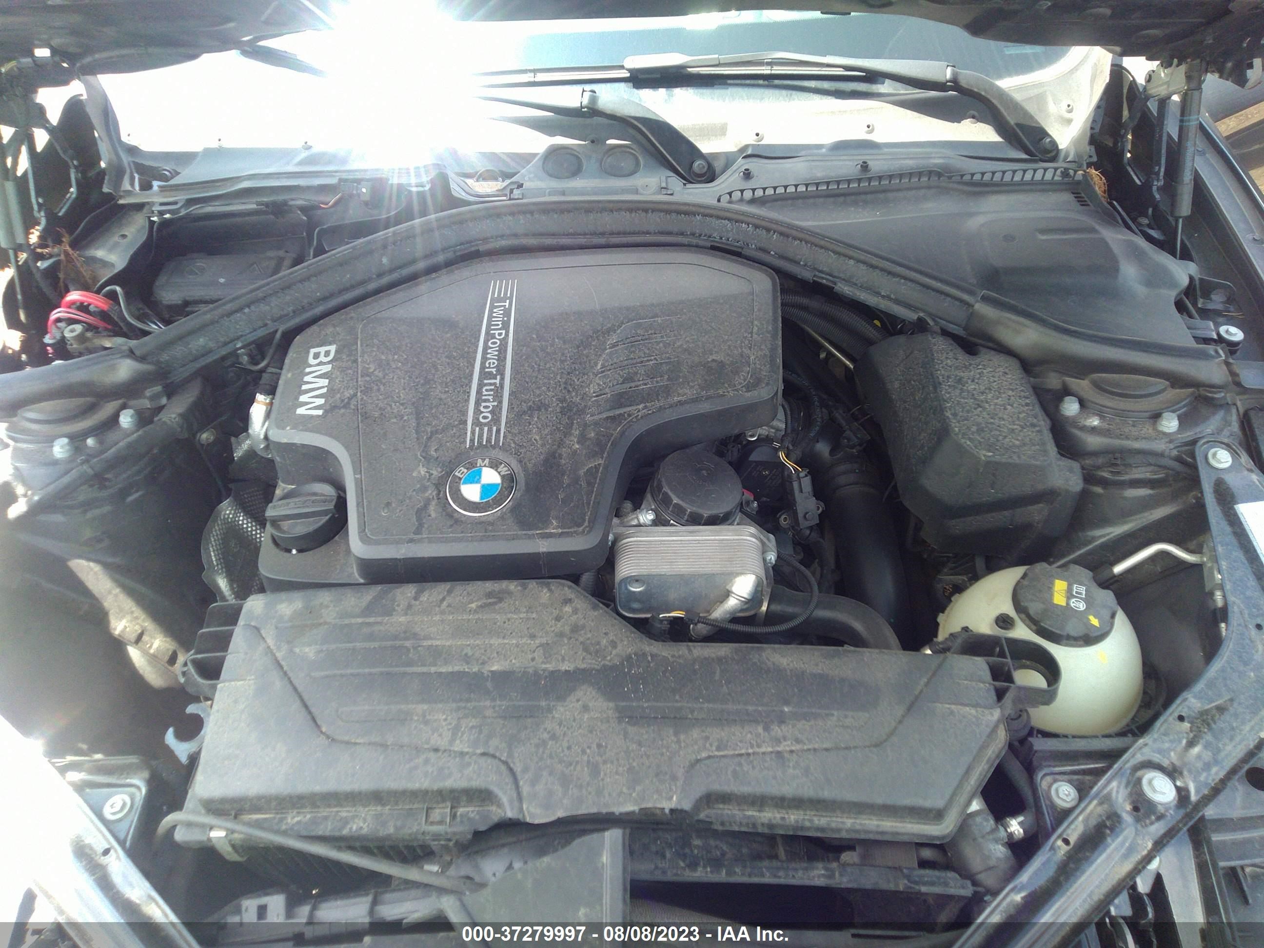 Photo 9 VIN: WBA3V9C57FP946894 - BMW 4ER 