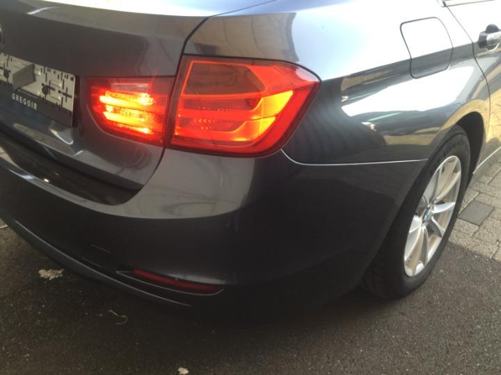 Photo 31 VIN: WBA3W31070K315777 - BMW 3 SERIES SALOON 