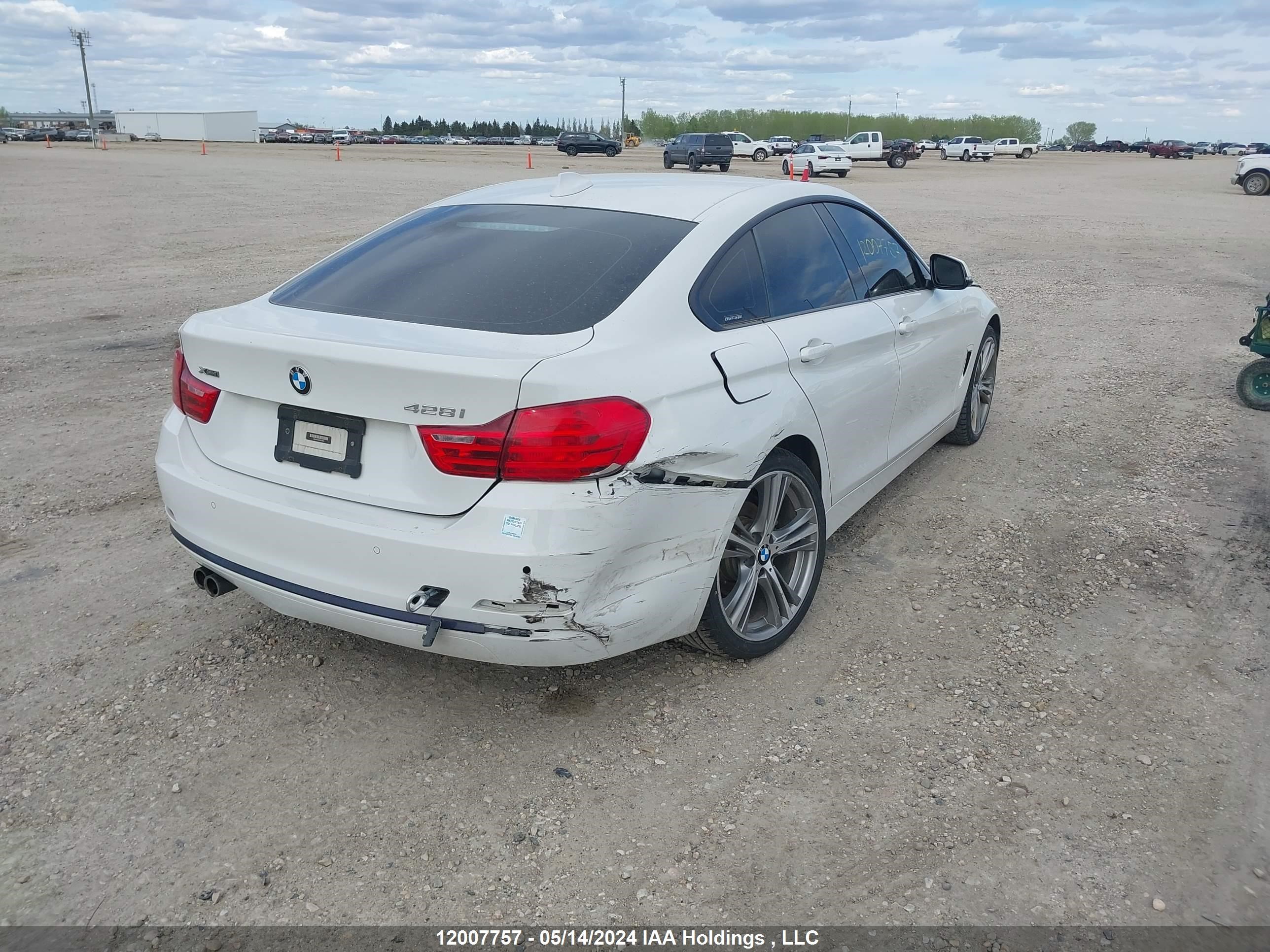 Photo 3 VIN: WBA4A7C50FD413386 - BMW 4ER 