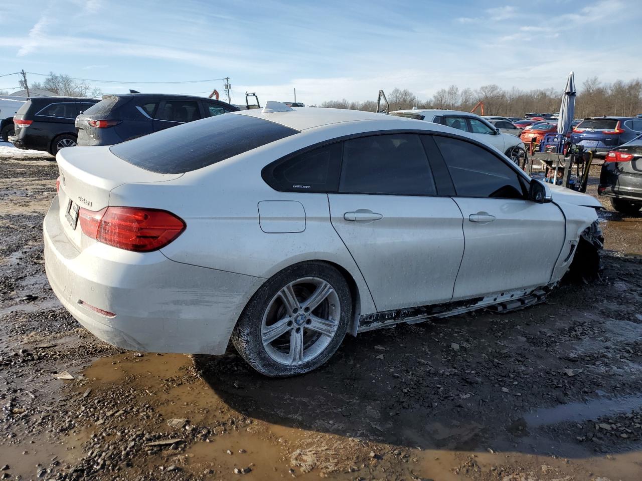 Photo 2 VIN: WBA4A7C51FD414367 - BMW 4ER 