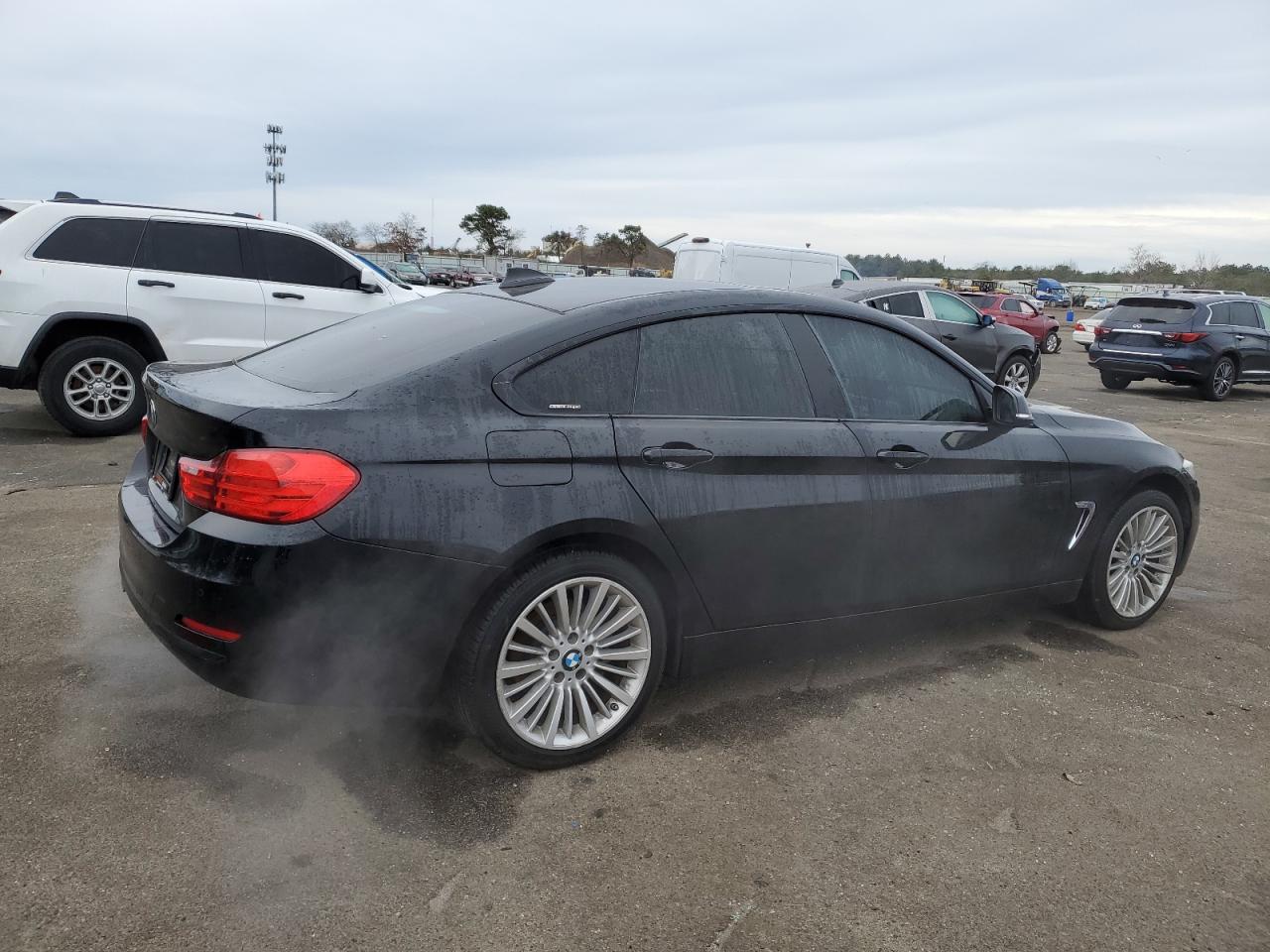 Photo 2 VIN: WBA4A7C5XFD414268 - BMW 4ER 