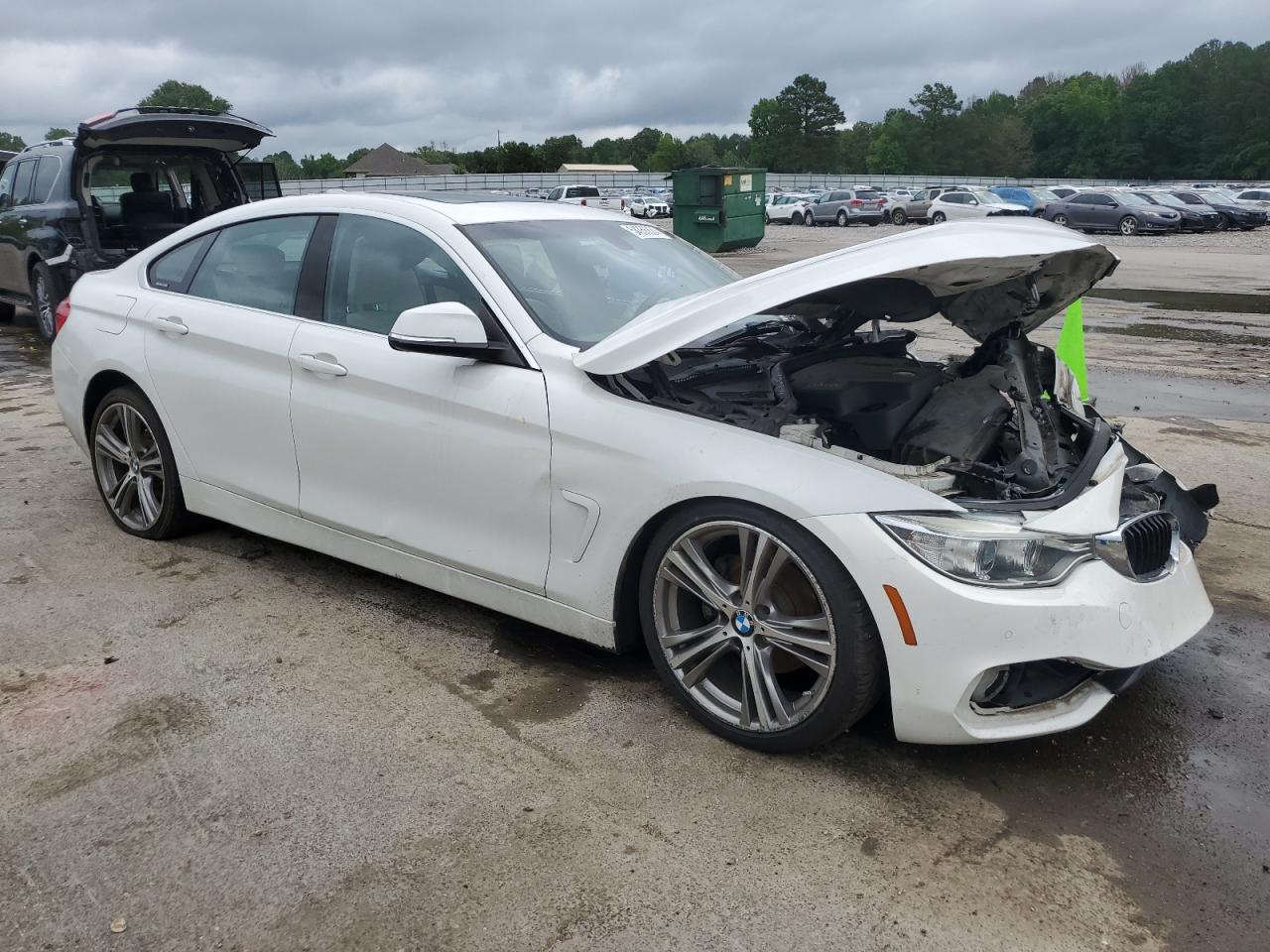 Photo 3 VIN: WBA4A9C52GGL87384 - BMW 4ER 