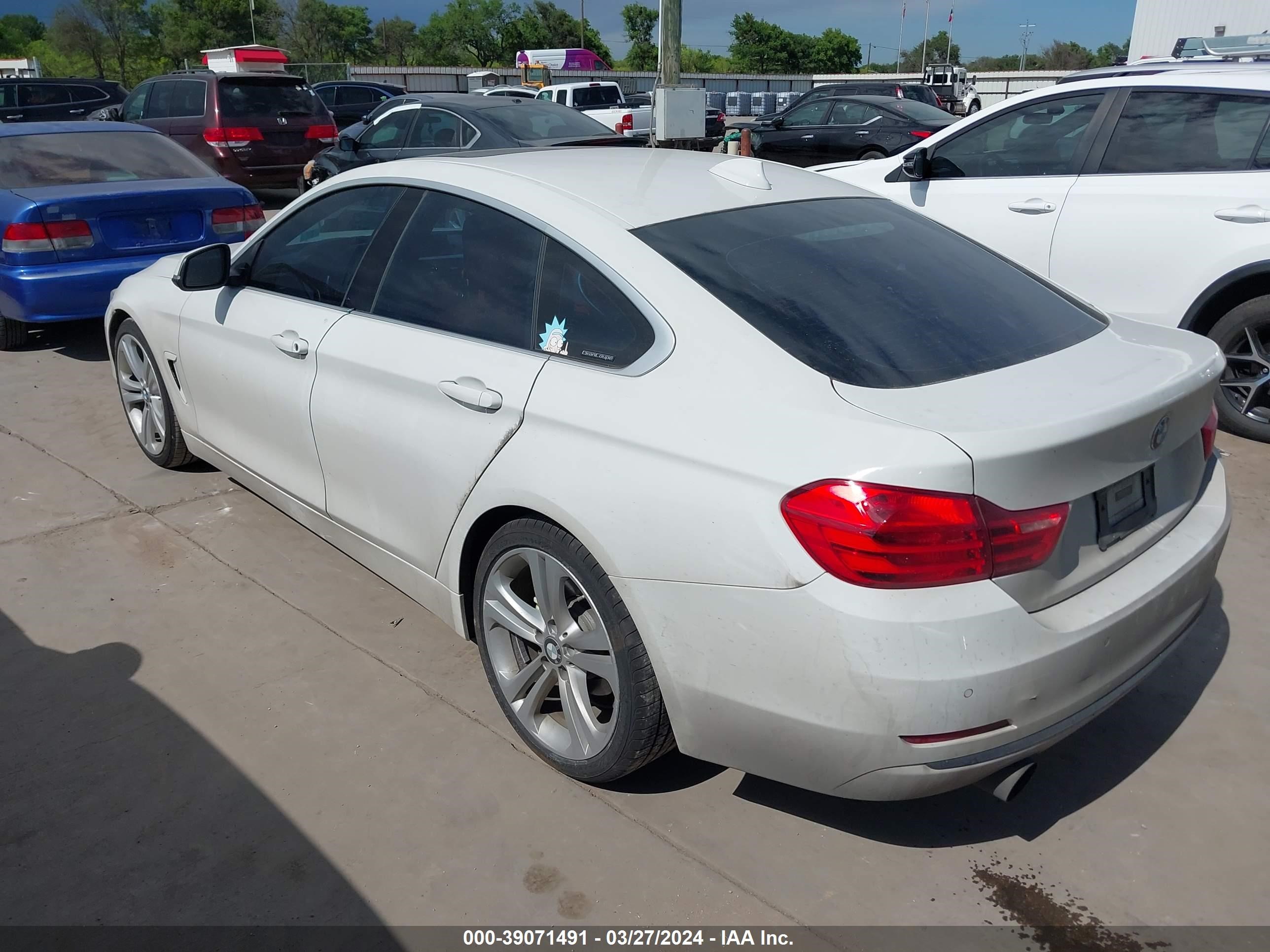 Photo 2 VIN: WBA4A9C55GG506299 - BMW 4ER 