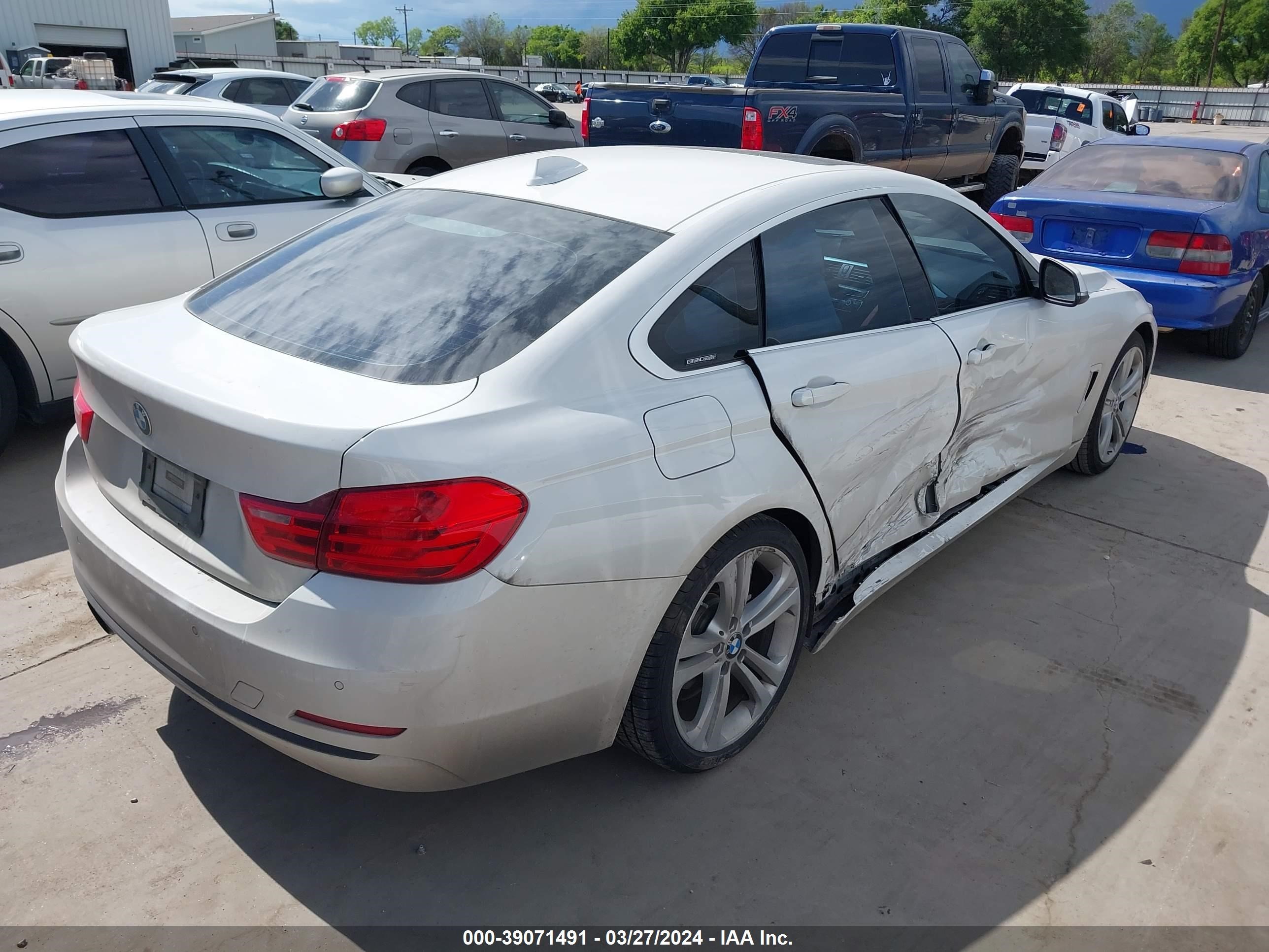 Photo 3 VIN: WBA4A9C55GG506299 - BMW 4ER 