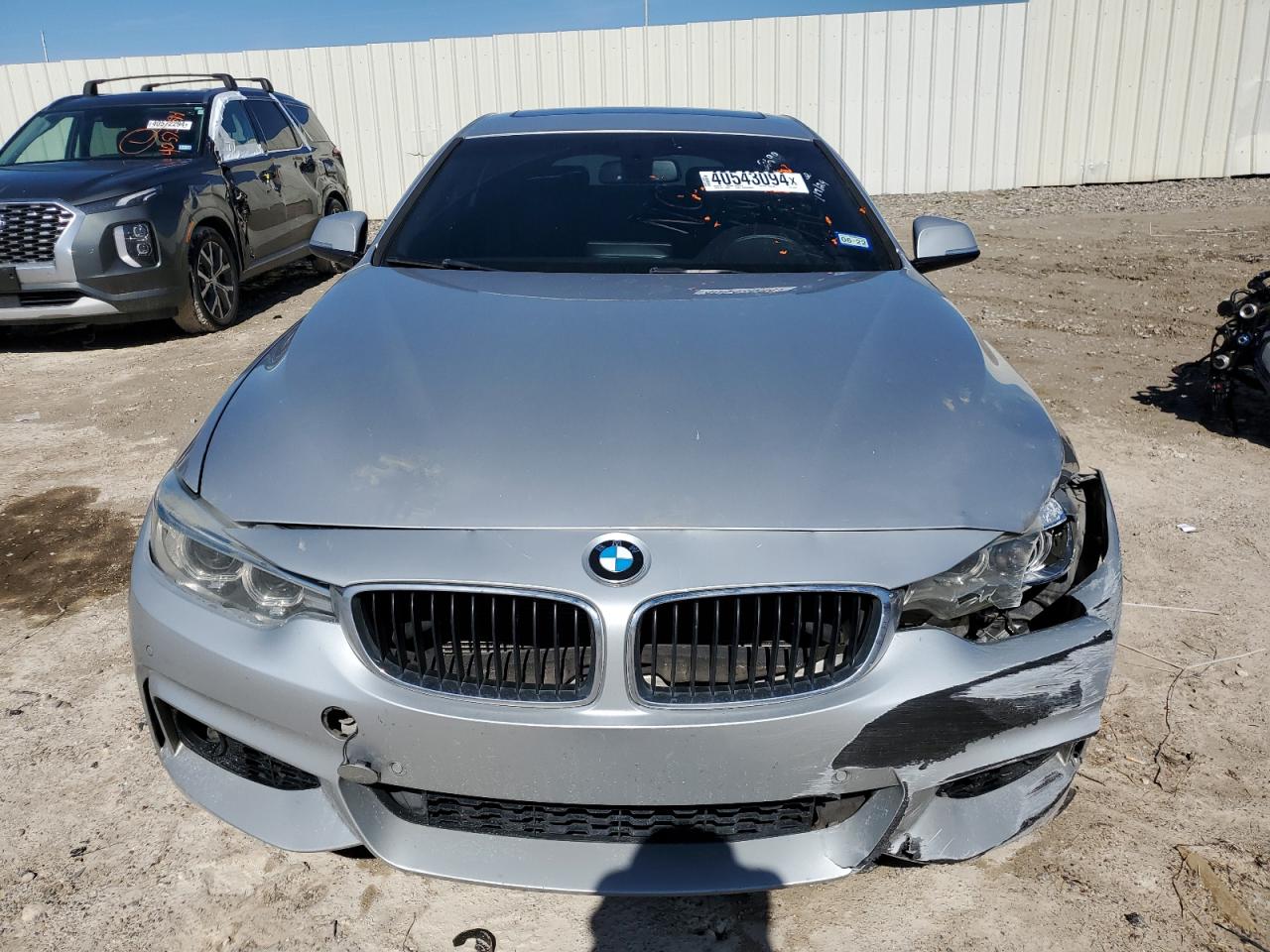 Photo 4 VIN: WBA4A9C55GGL87556 - BMW 4ER 